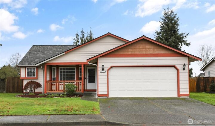 Property Photo:  415 S 28th Street  WA 98274 
