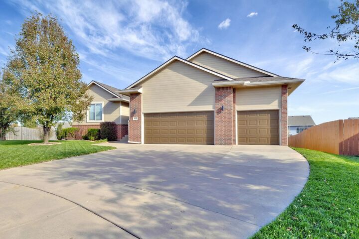 Property Photo: 5112 N Saker Cir KS 67219