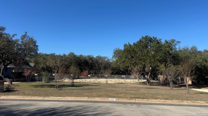 227 Branch Oak Way  Shavano Park TX 78230 photo