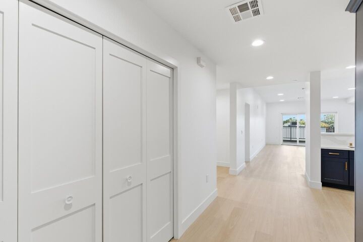 Property Photo:  560 El Camino Real 207  CA 94070 