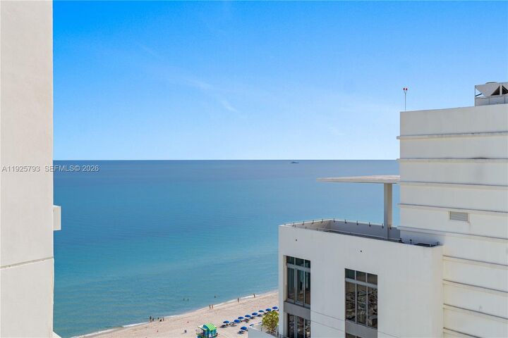 Property Photo:  4391 Collins Ave 1814  FL 33140 