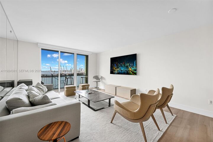 Property Photo: 90 Alton Rd 1908 FL 33139