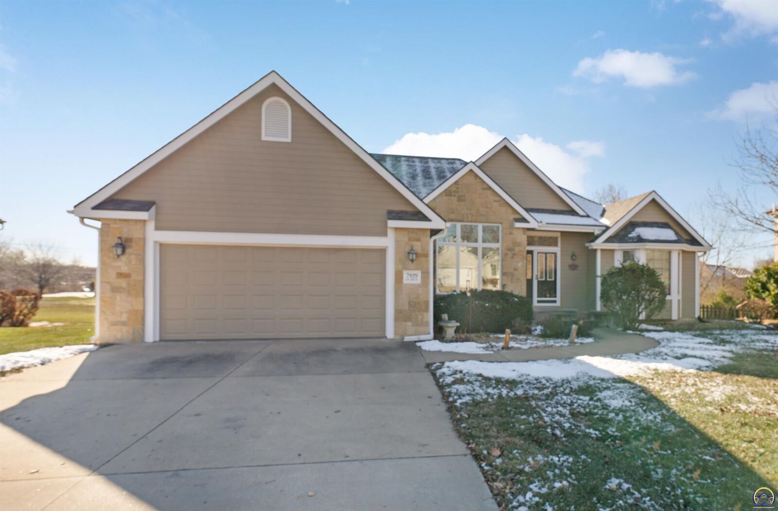 Property Photo: 7929 SW 28th St KS 66614