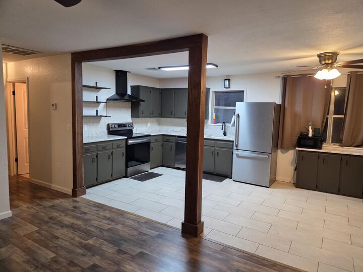 Property Photo:  1803 S Garland Douglas Drive  MO 64850 