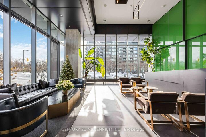 Property Photo:  170 Bayview Avenue 2409  ON M5A 0M4 