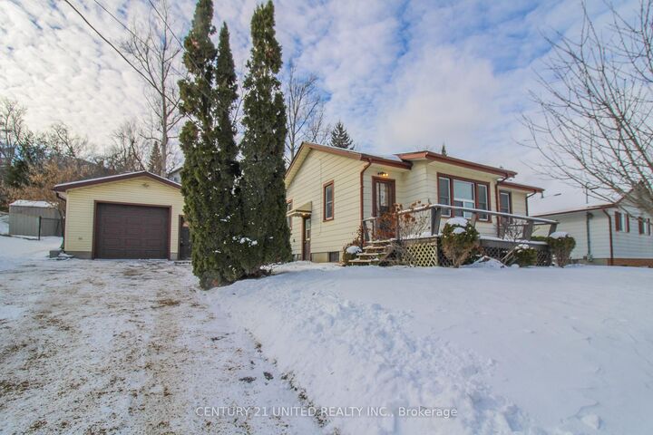 611 Asburnham Drive  Peterborough ON K9L 2A2 photo