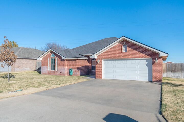 Property Photo: 110 Fairview Street TX 79007