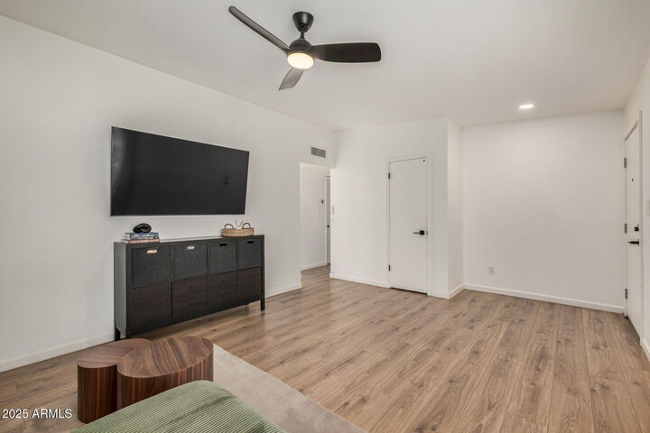 Property Photo:  1964 E Wesleyan Drive  AZ 85282 