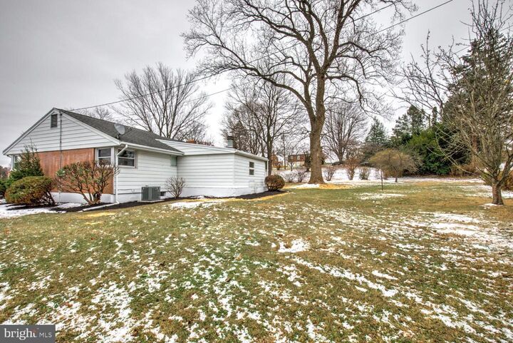 Property Photo: 163 Thomas Place PA 19608