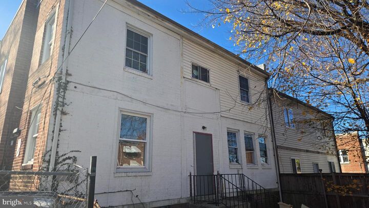Property Photo: 3028 Nelson Place SE DC 20019