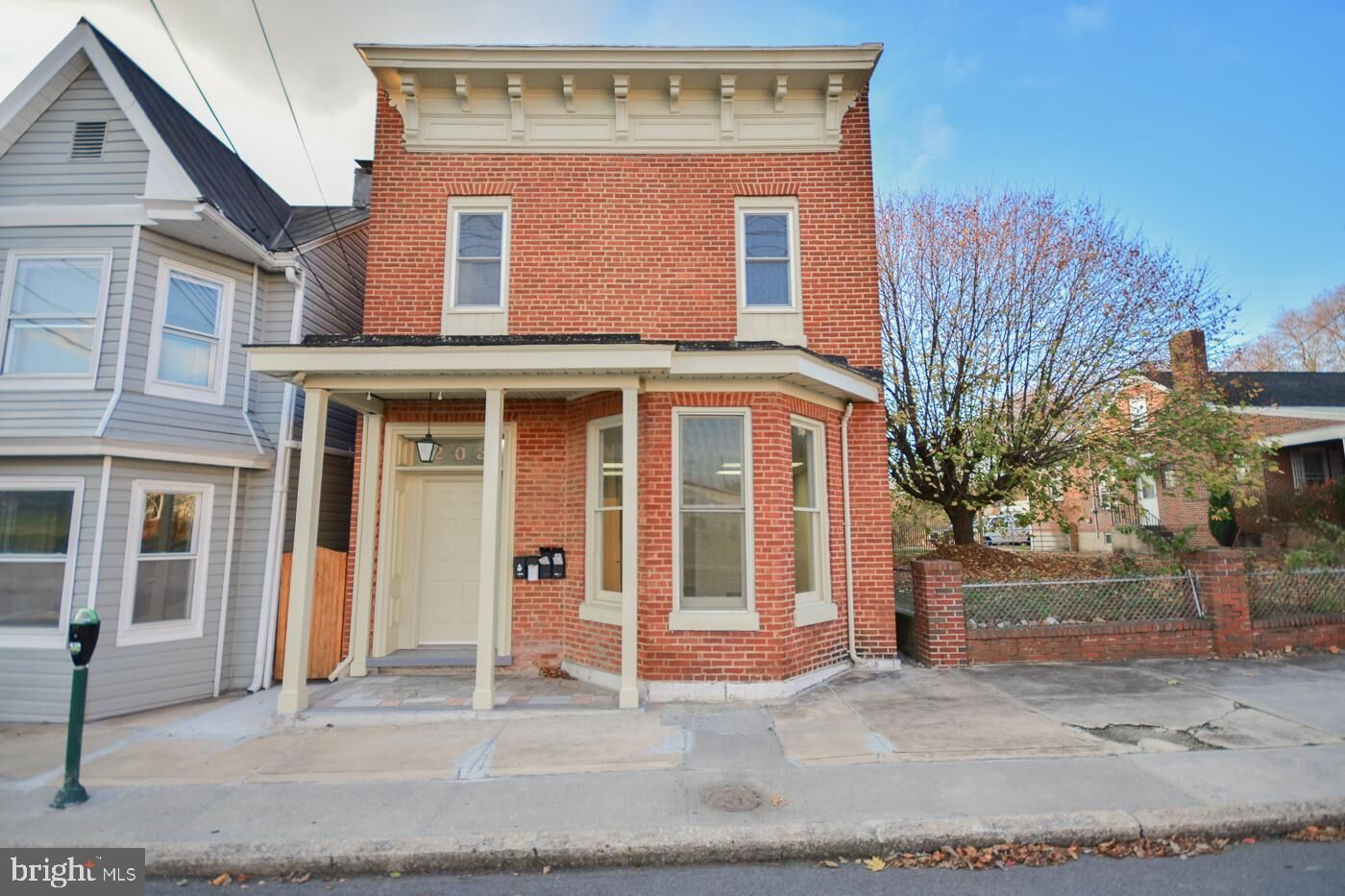 Property Photo: 203 W John St, Apt 4 WV 25401