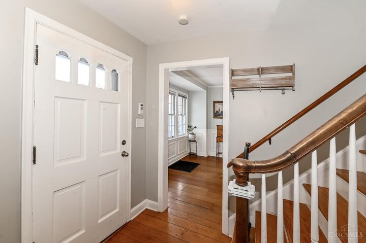 Property Photo: 1661 Sutton Avenue OH 45230