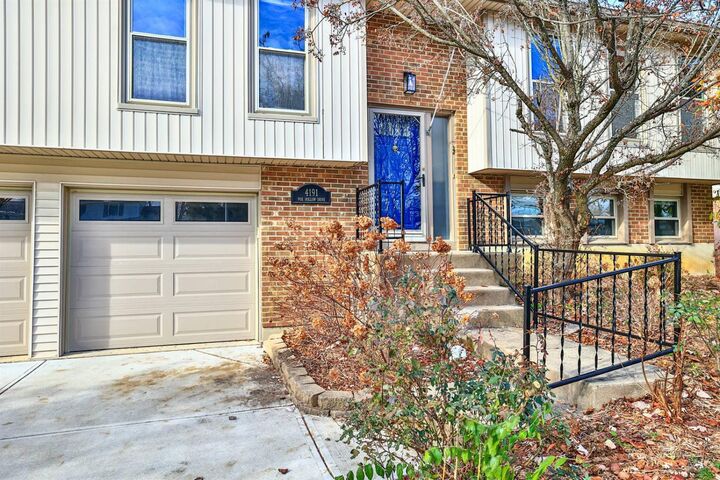 Property Photo: 4191 Fox Hollow Drive OH 45241