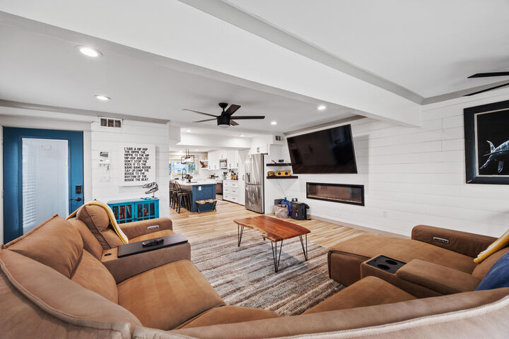 Property Photo:  445 Gulf Shore Drive Unit 14  FL 32541 