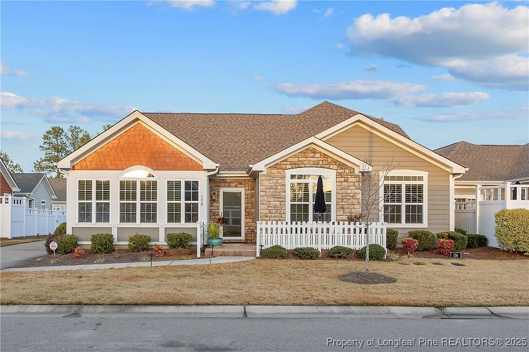 Property Photo: 176 Nandina Court NC 28311