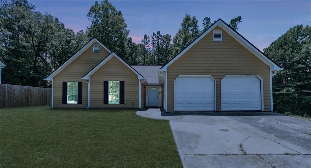 Property Photo: 6445 Marsham Drive GA 30349