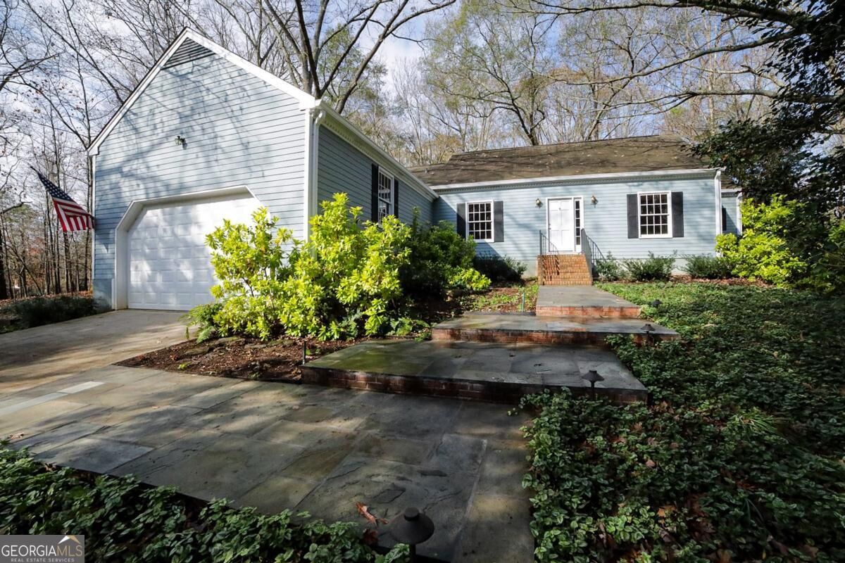 Property Photo:  158 Lakeover Drive  GA 30607 