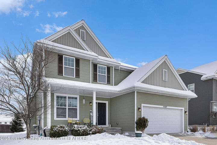 Property Photo: 1107 Oakwood Drive MI 48820