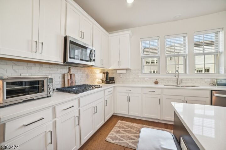 Property Photo: 6 Lilac Dr NJ 07059