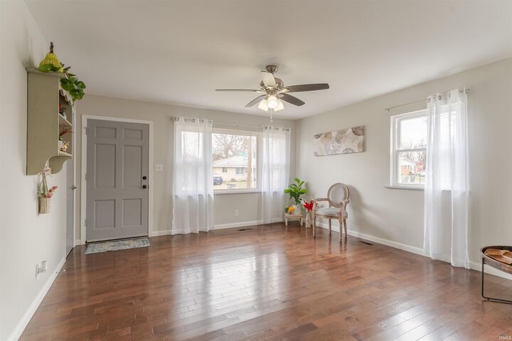 Property Photo: 1000 N Fairlawn W Circle IN 47711