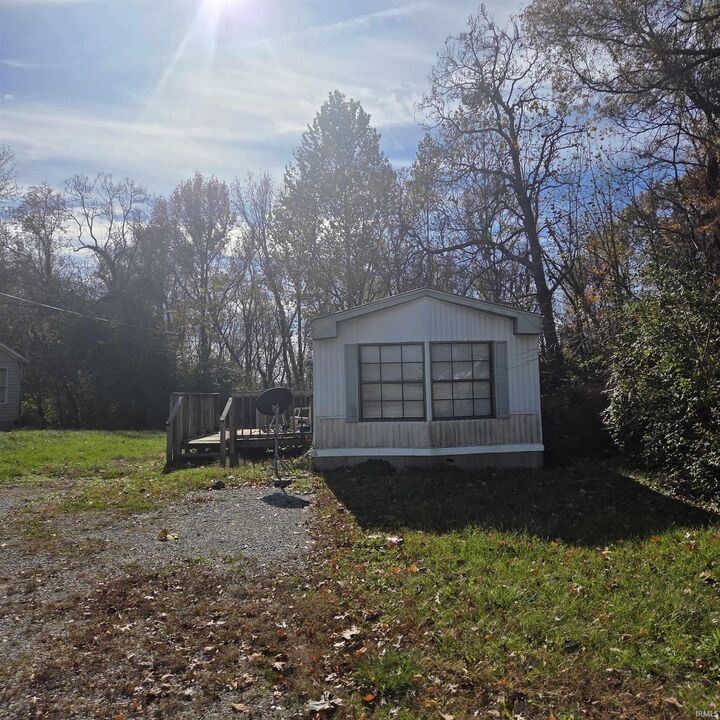 Property Photo: 618 W Cherry Street IN 47601