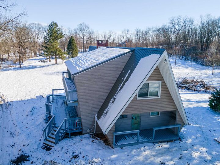 Property Photo: 11480 N Roanoke Road IN 46783