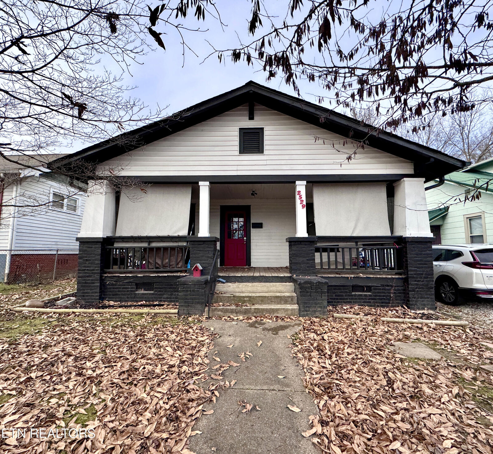 Property Photo: 2529 Woodbine Ave TN 37914