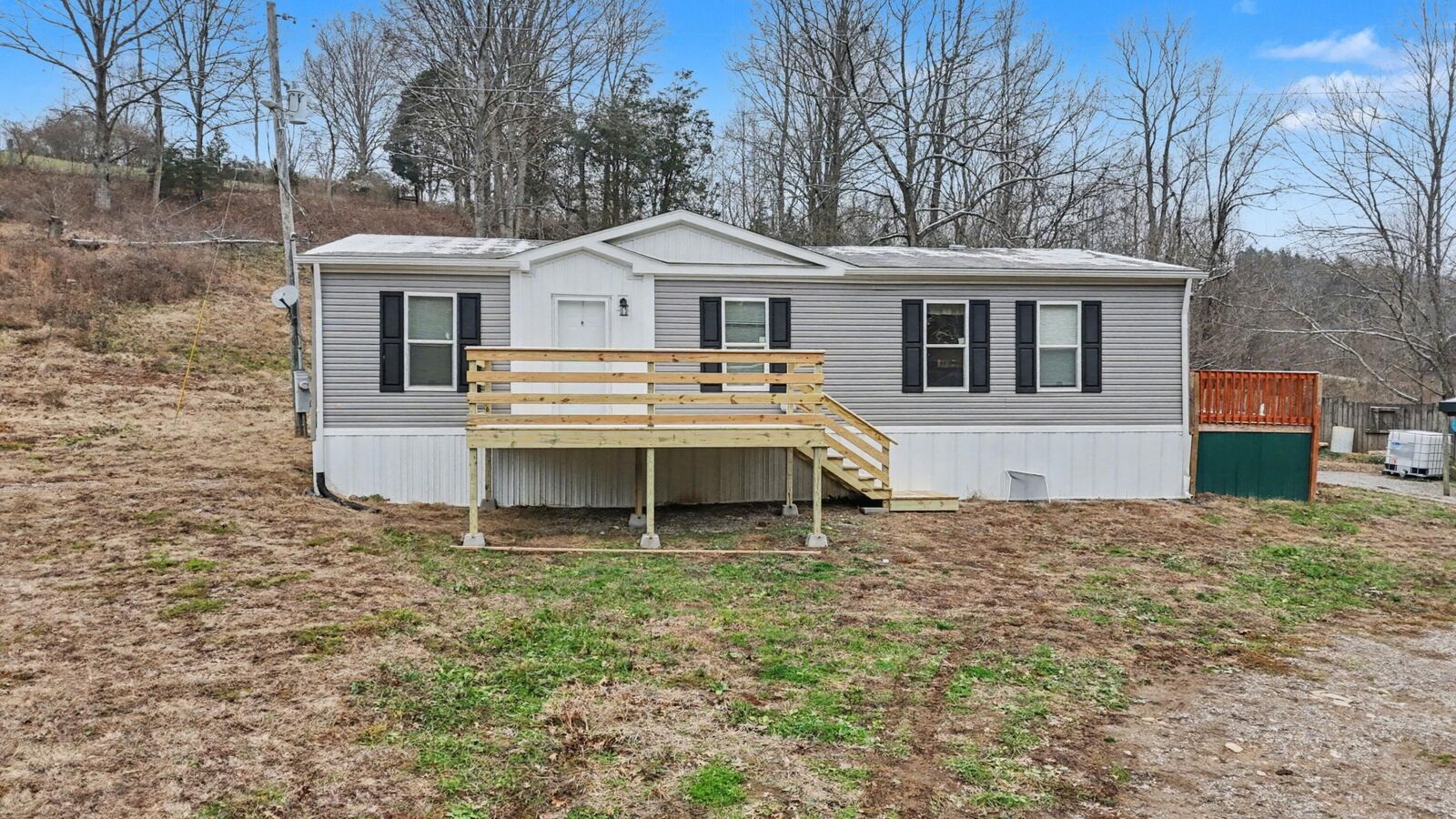 Property Photo:  421 Shallow Ford Road  KY 40475 