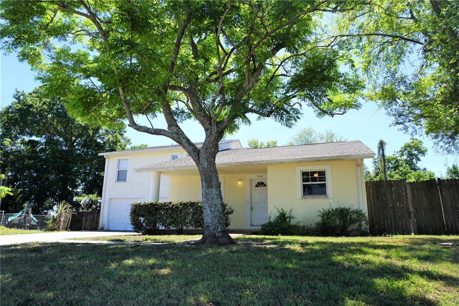 Property Photo:  5140 Summer Hill Drive  FL 33542 