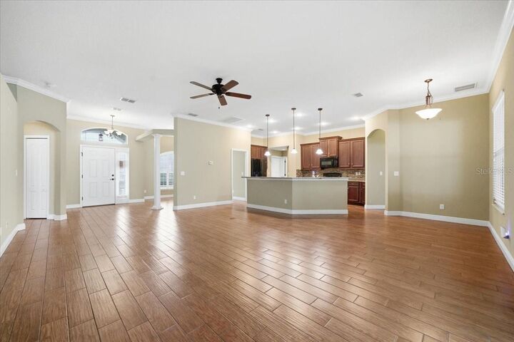 Property Photo: 3017 Via Siena Street FL 33566