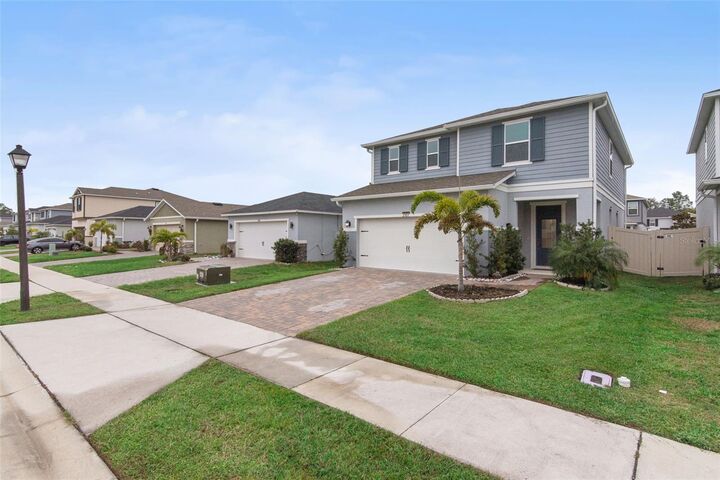 Property Photo:  2767 Meadow Stream Way  FL 34714 