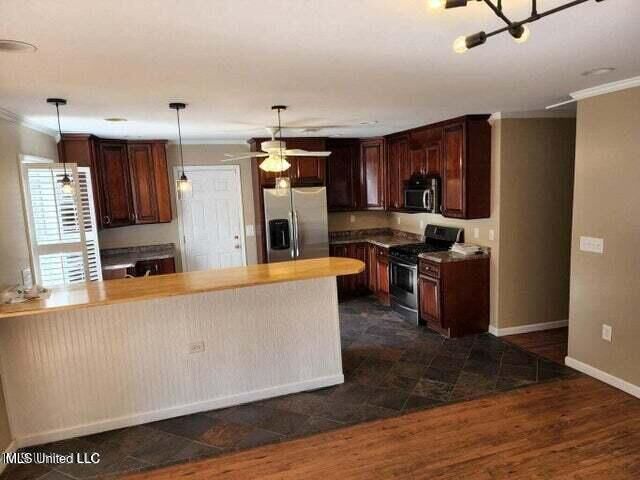 Property Photo: 1912 10th Street MS 39567