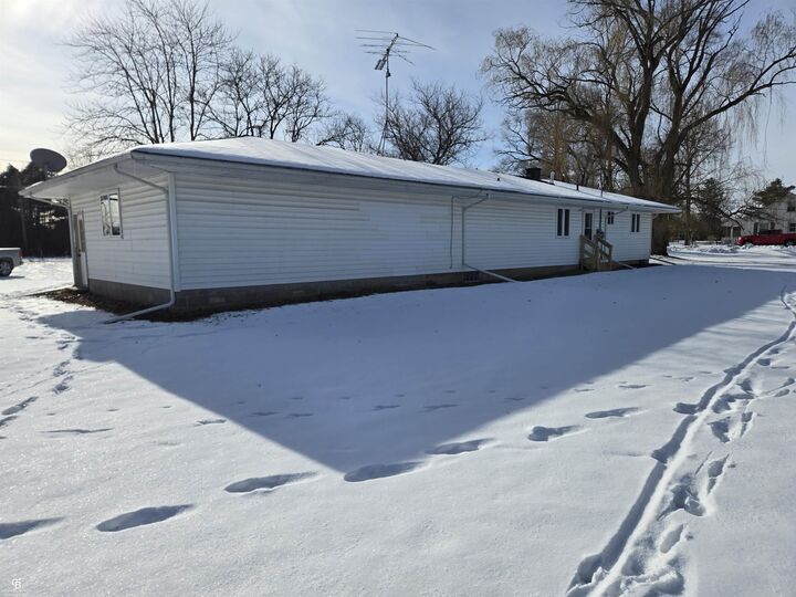 Property Photo:  10676 Brandon Road  MI 48022 
