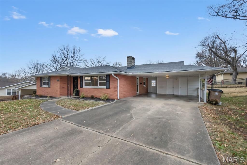 Property Photo:  2542 Fairlane Drive  MO 63701 