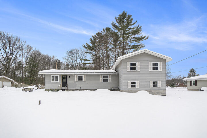 Property Photo: 18689 W Spring Lake Road MI 49456