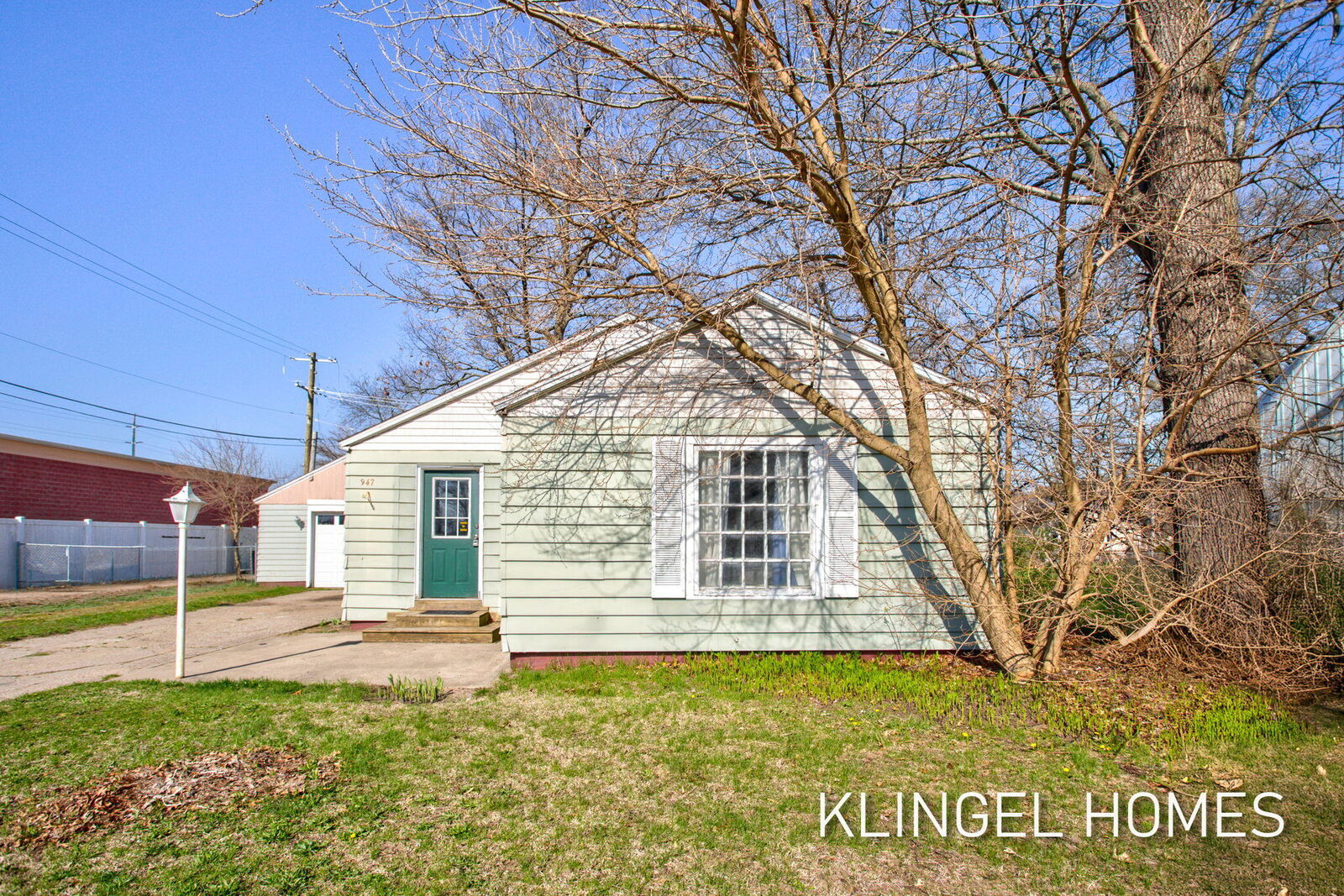 Property Photo:  947 Carlton Street  MI 49442 