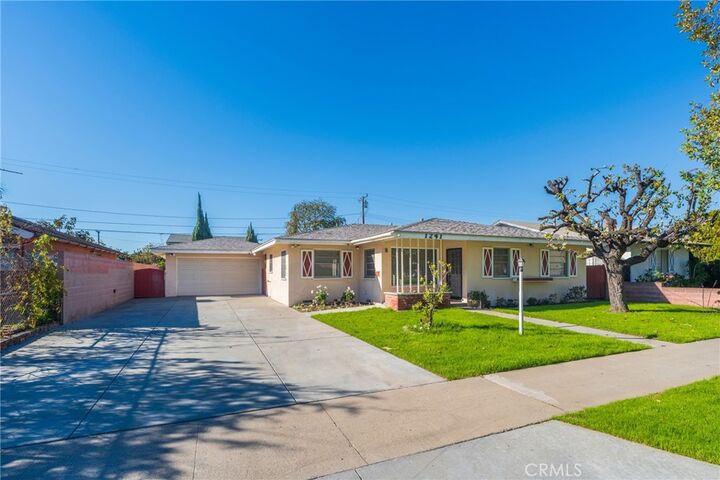 Property Photo: 1241 S Walnut CA 92802