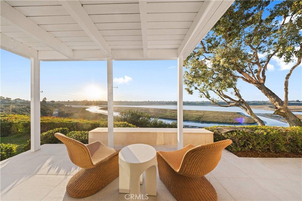 Property Photo:  2427 Vista Nobleza  CA 92660 