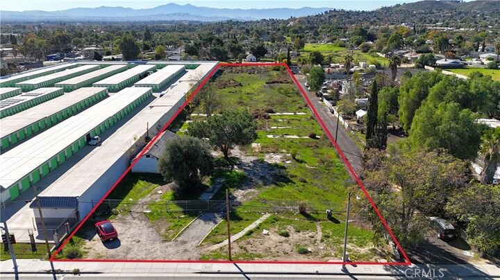 Property Photo: 5934 Mission CA 92509