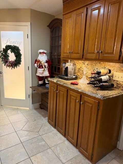 Property Photo:  928 Country Club Dr  TN 37355 