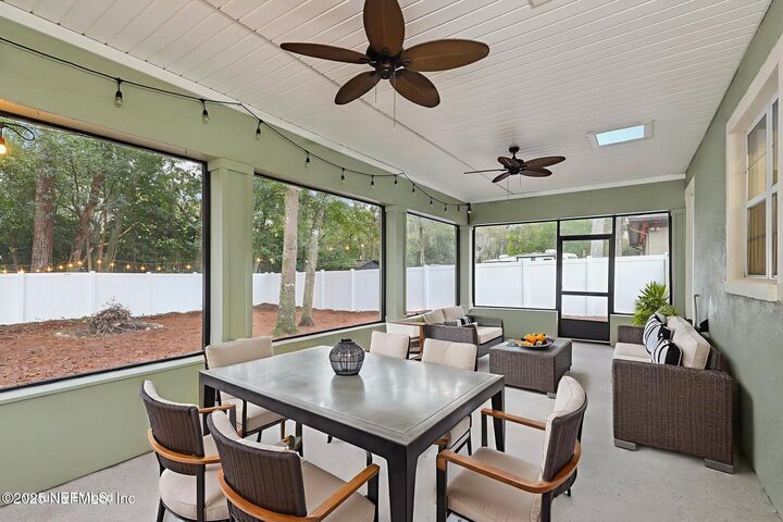 Property Photo:  2574 Lofberg Drive  FL 32216 