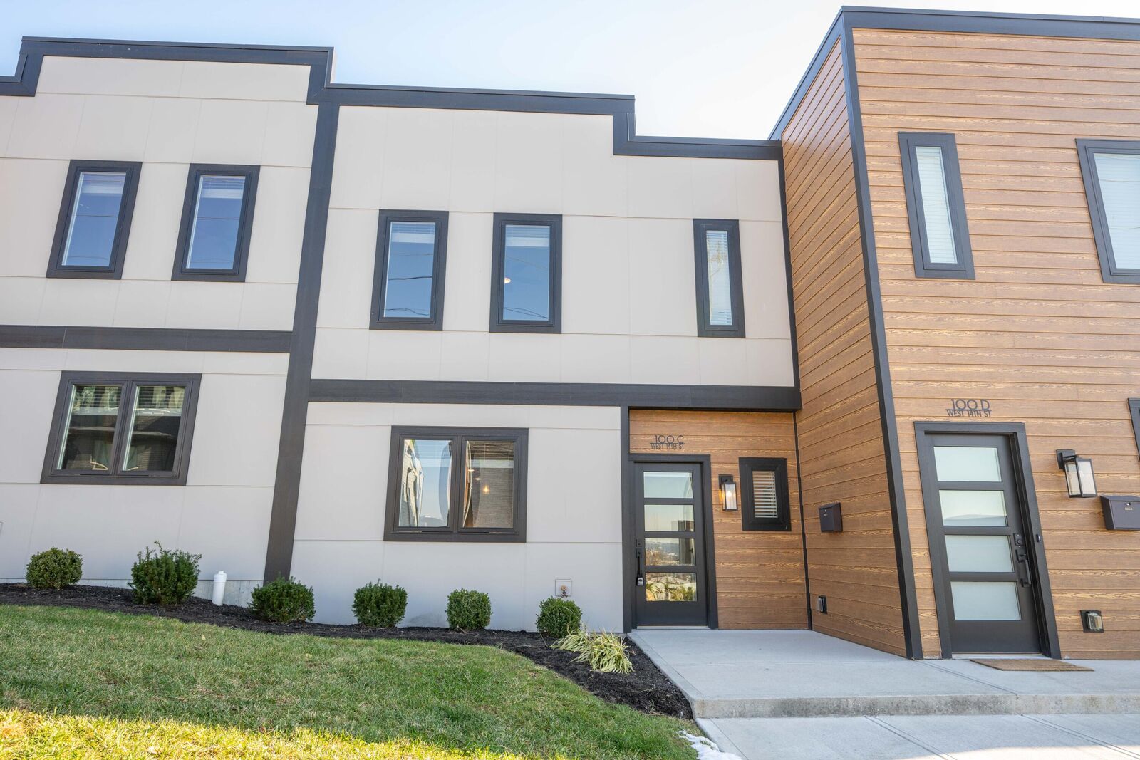 Property Photo: 100 W 14th Street KY 41071