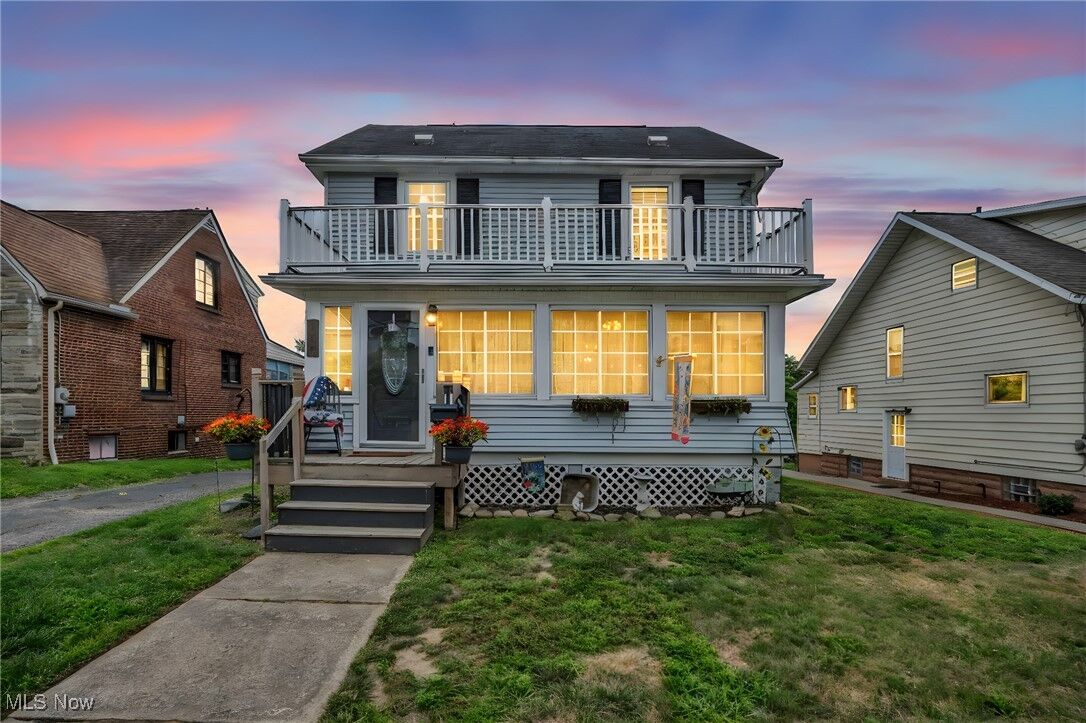 Property Photo: 308 E Baird Avenue OH 44203