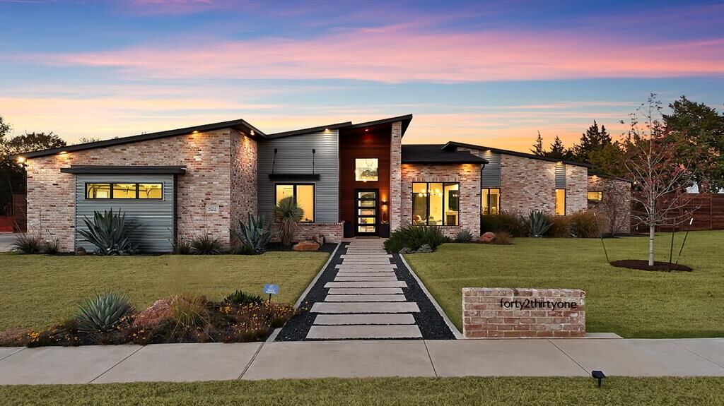 Property Photo:  4231 Tea Olive Trail  TX 76065 