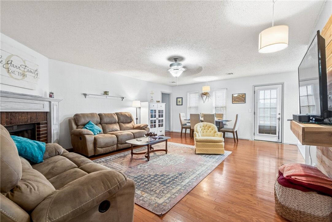 Property Photo: 2006 11th Street AR 72758