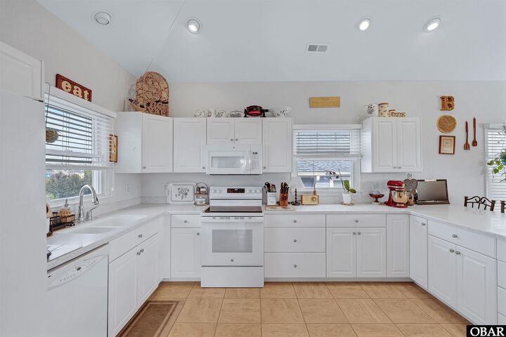 Property Photo: 218 W Archdale Street NC 27948-8113