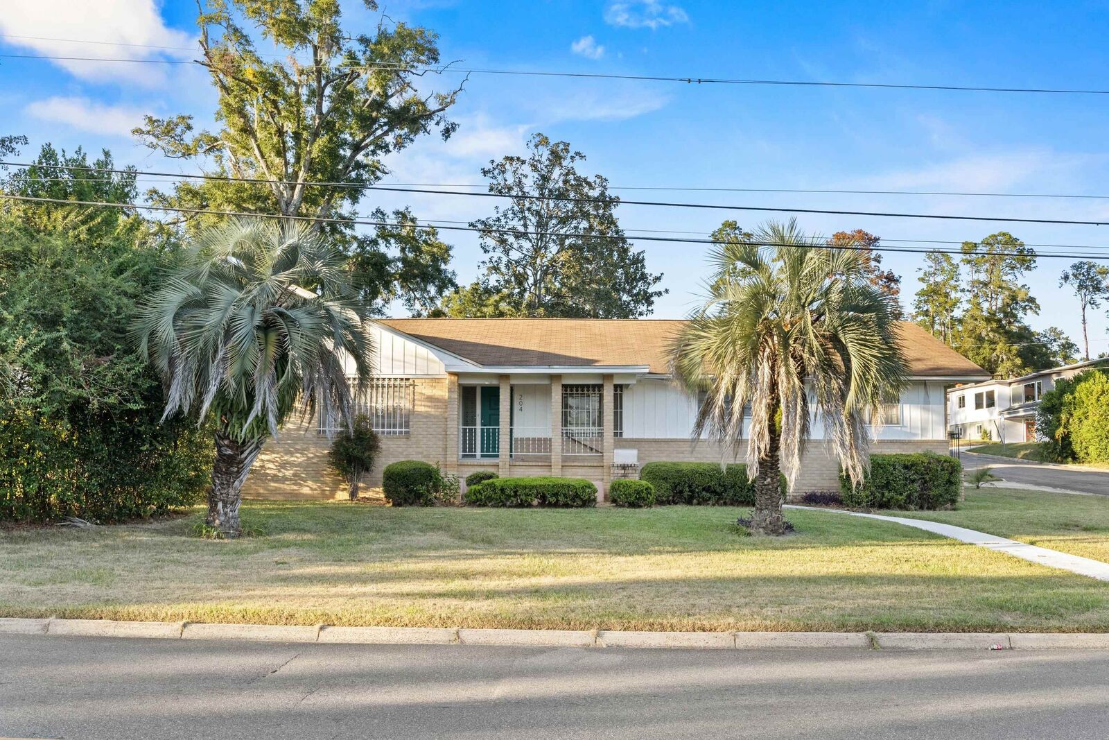 Property Photo: 204 Rudy Hubbard Way FL 32301