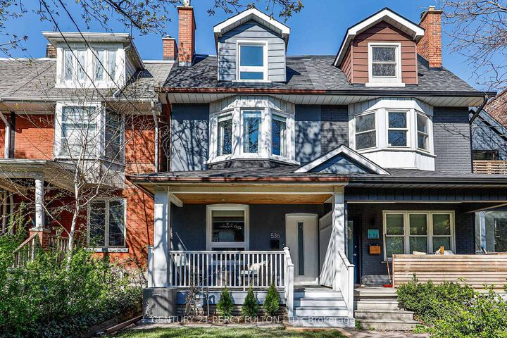 Property Photo:  536 Crawford Street  ON M6G 3J8 