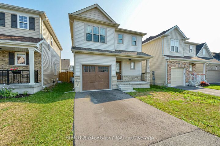 Property Photo:  11 Silverbrook Avenue  ON K9V 0B2 