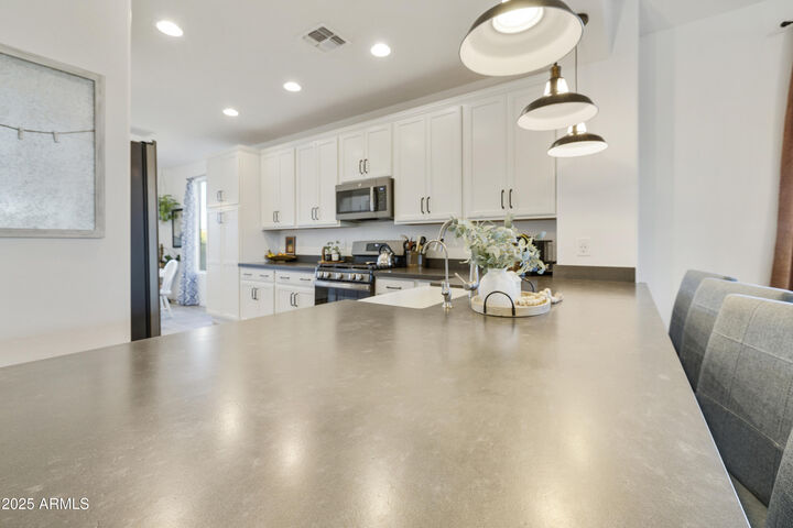 Property Photo:  5813 S Del Rancho --  AZ 85212 